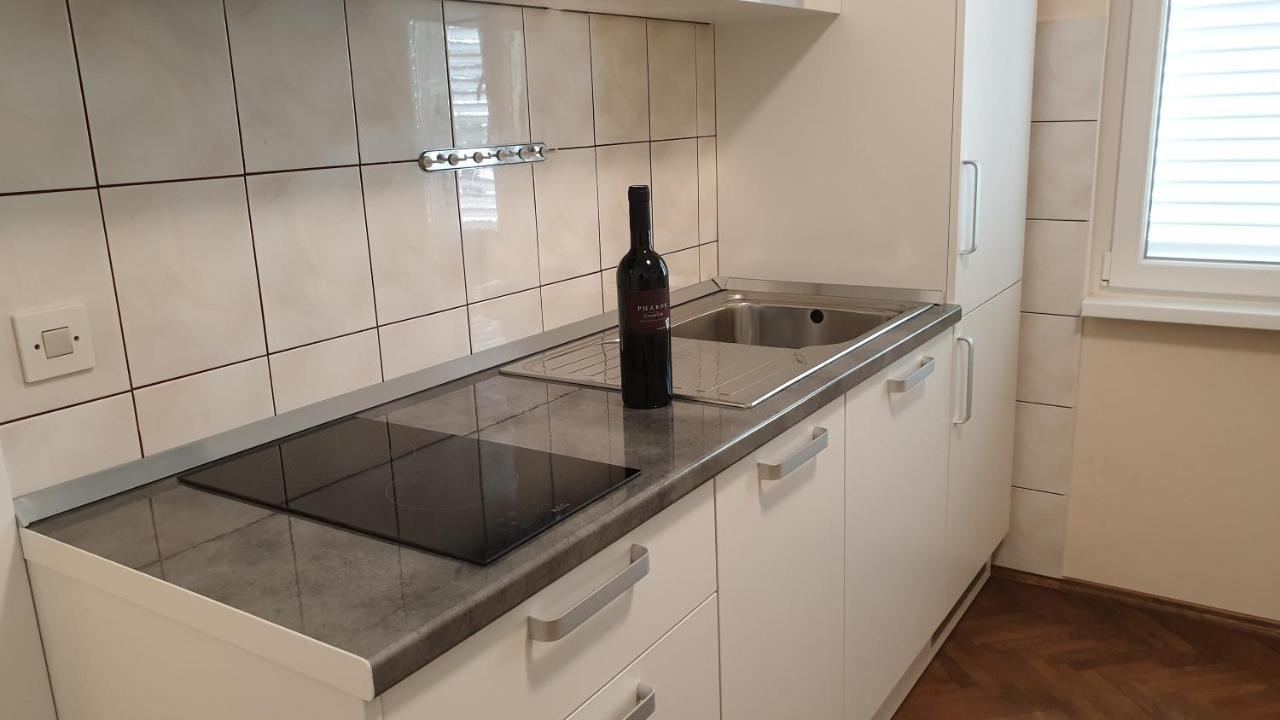Apartments And Rooms With Parking Space Hvar - 15378 Hvar Town Esterno foto